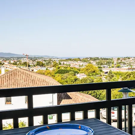 Apartmán Les Hauts De Loraldia By Interhome